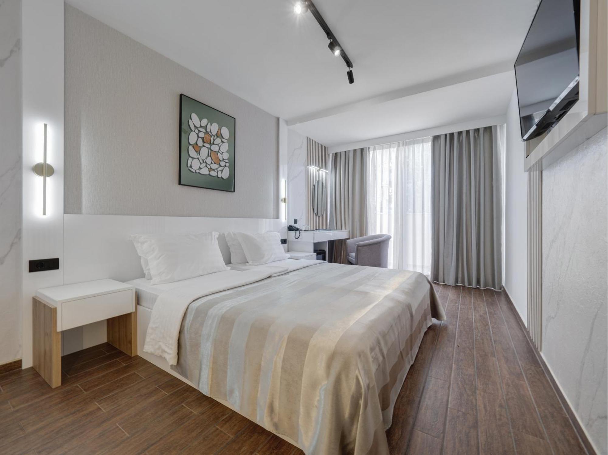 Hotel Tara Becici Μπούντβα Εξωτερικό φωτογραφία